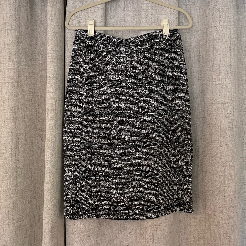 pull on pencil skirt - stretchy